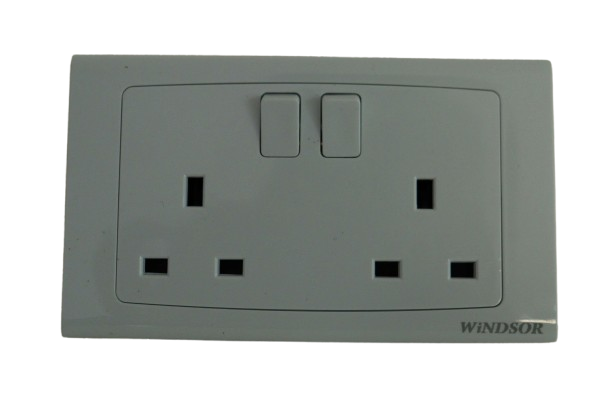 13A double switched socket, single pole
