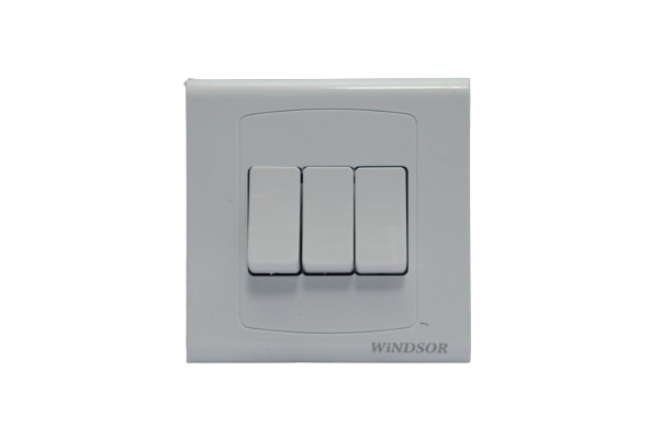 Windsor Royal Star White 3 Gang 2 Way Switch 1A - D36