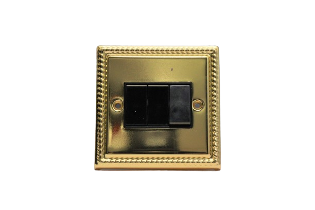 Windsor Noble Gold 3 GANG 2 WAY SWITCH 1A - G36