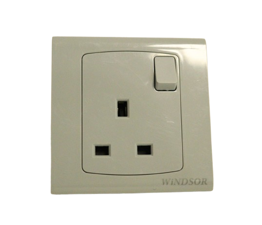 13A  single  switched  socket,  single  pole