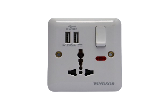 Windsor Ivory 13A 1 Gang Universal Socket with Dual USB Ports and Neon Indicator - E47MB