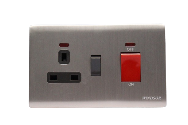 Windsor Metal Silk Gold 45A 1 Gang Switch with 13A Switched Socket and Neon Indicator - MS331J