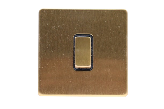 Windsor VIP Gold 1 Gang 1 Way Switch 1A - VC31J