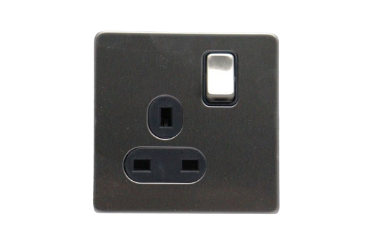 Windsor VIP Chrome 13A 1 Gang Switched Socket - VC45Y