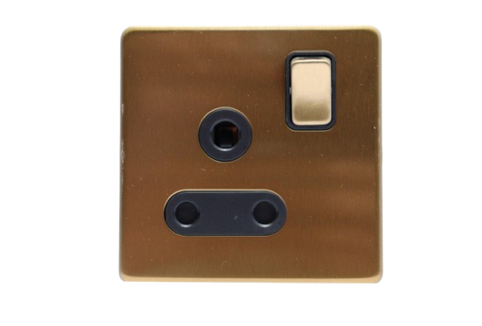 Windsor VIP Gold 15A 1 Gang Switched Round-Pin Socket - VC429J