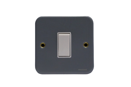 Windsor Metallic 1 Gang 2 Way Plate Switch 1A - M32