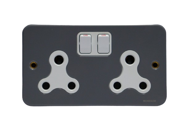 Windsor Metallic 15A Double Switched Socket - M529